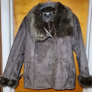 Dennis Basso Soft Brown Leather Zip-Up Jacket With Thick Faux Fur Lining &Trim